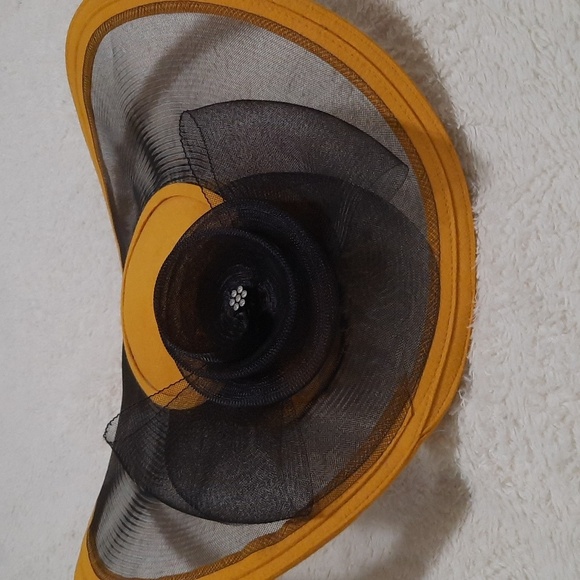 Jody G. Elegant Yellow and Black Women's Hat - Picture 6 of 11
